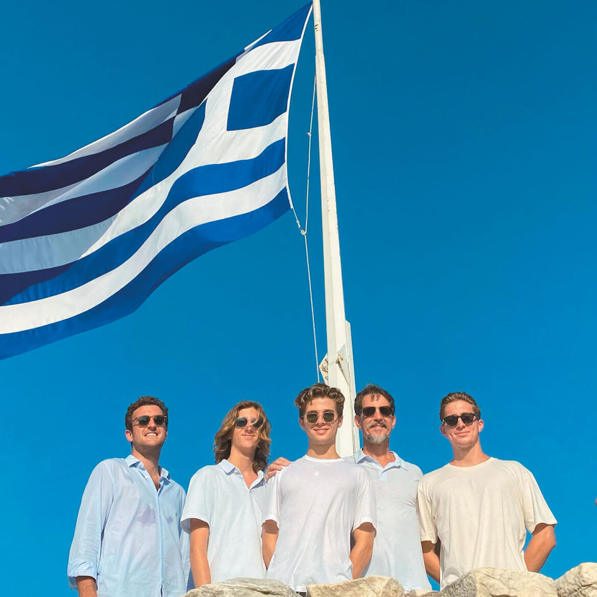 «Μετρημένες» λέξεις από τον Παύλο για τον... θρόνο και το σπίτι στην Αθήνα