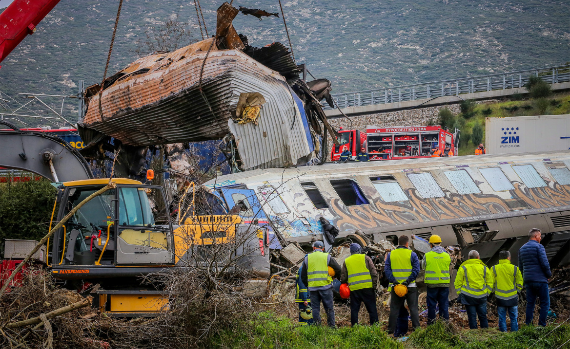 Σύγκρουση τρένων στη Λάρισα: Το «κλειδί» που ξέχασε ο σταθμάρχης έφερε την μεγαλύτερη σιδηροδρομική τραγωδία