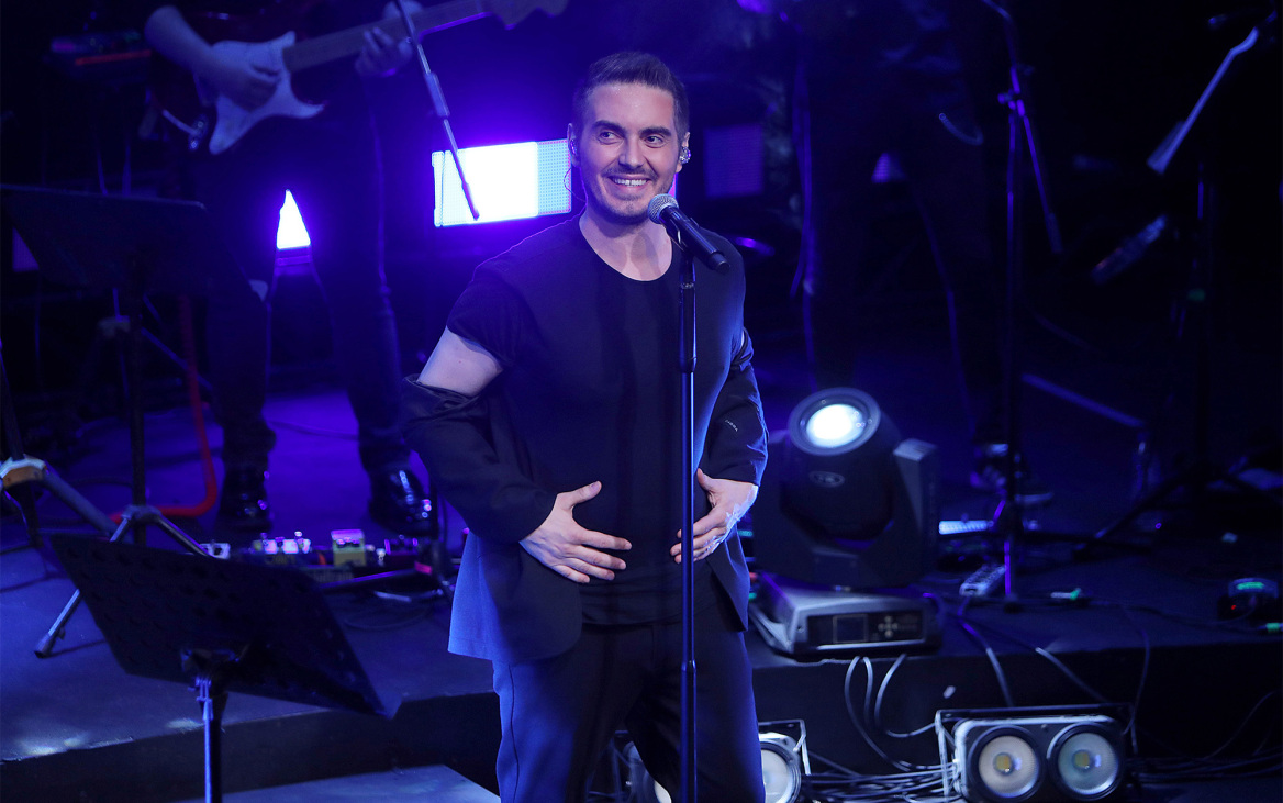 Μιχάλης Χατζηγιάννης: Τι γυρεύει ο «Μικρός Νταλάρας» στον πολιτισμό της Κύπρου