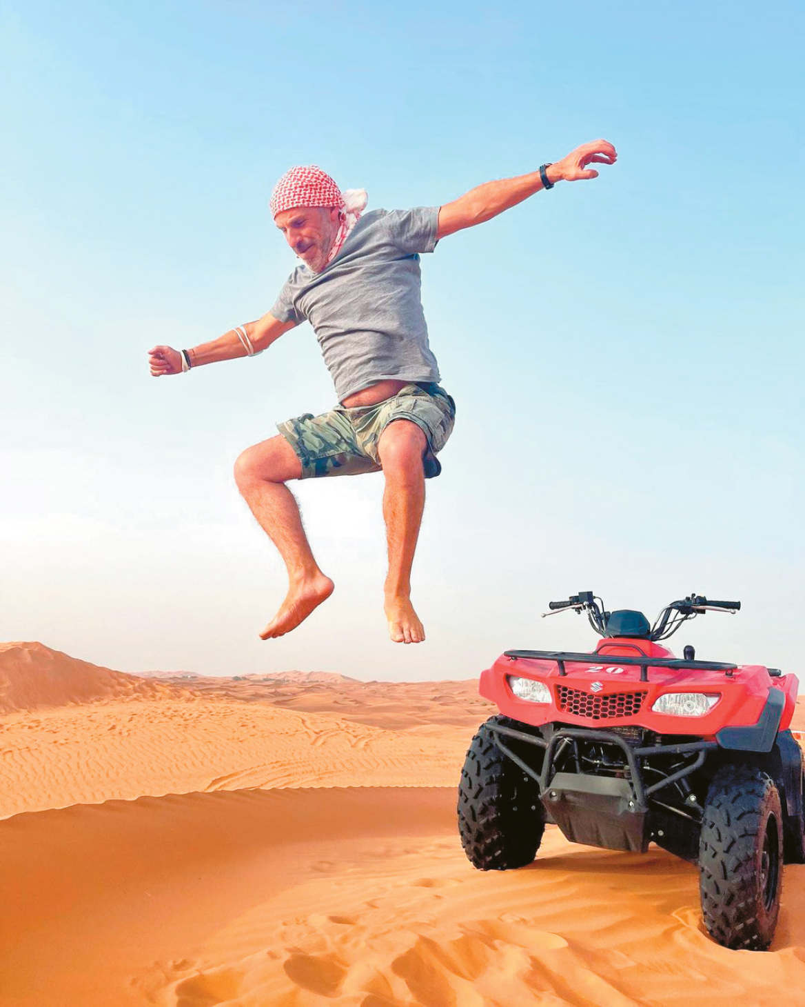 Στέφανος Ξενάκης - Πώς ο «συγγραφέας της αυτοβελτίωσης» κατέληξε  στη φυλακή