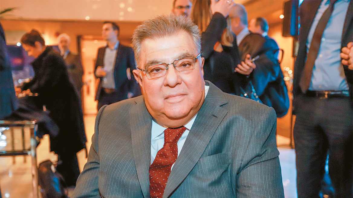 Να τα, τα νέα τα παιδιά: Κόντρες και διαψεύσεις στο πολιτικό χάος «δεξιά της ΝΔ»