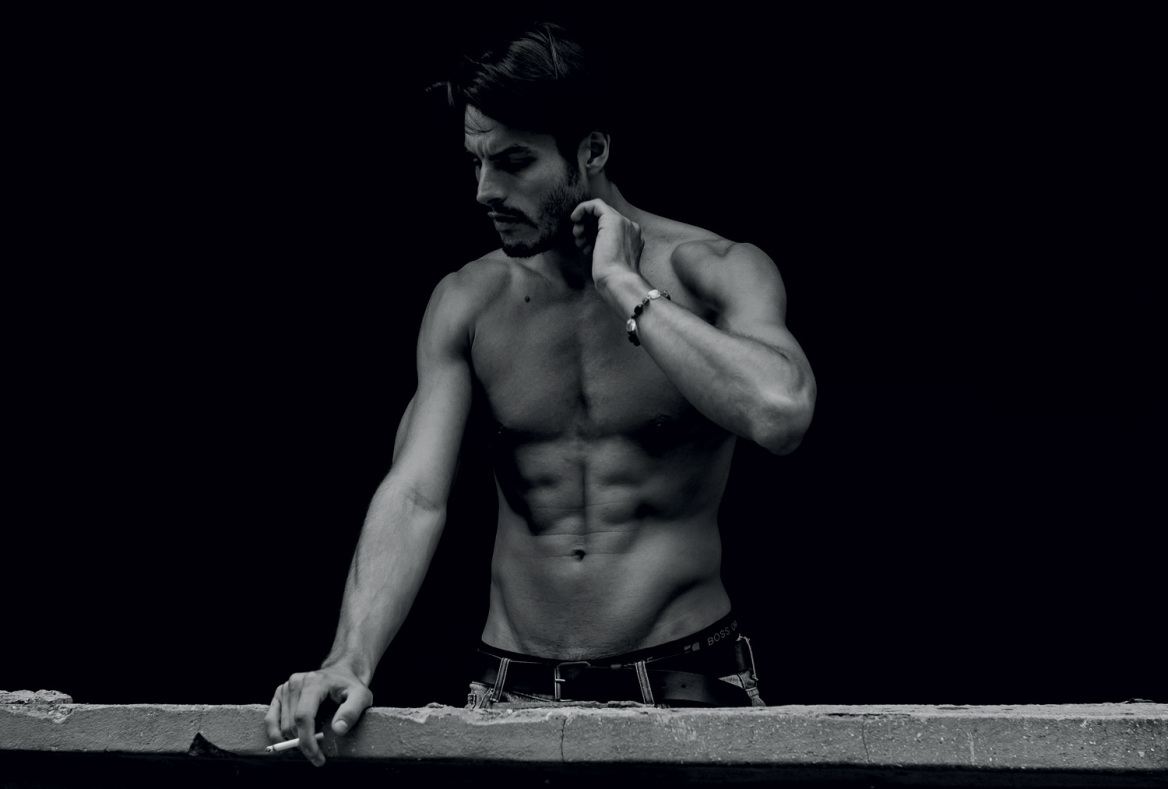 Ποιος είναι ο ιατροδικαστής του «IQ 160» Αριστοτέλης Μπολοβίνος που τρέλανε το Twitter