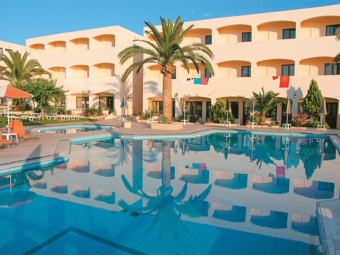 «Στο σφυρί» 35 ξενοδοχεία σε όλη την Ελλάδα - Ποια βγαίνουν σε πλειστηριασμό