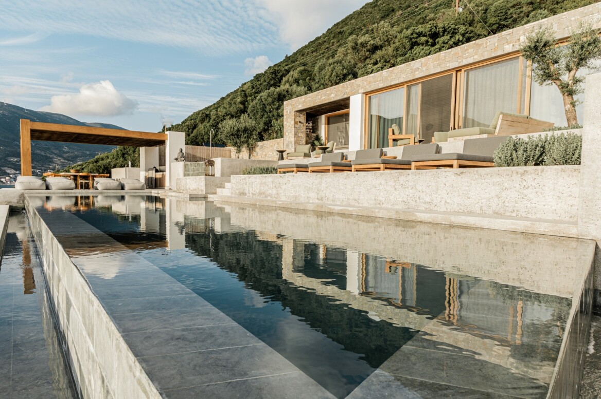 Λευκάδα: Η βίλα με την απίθανη θέα που πουλήθηκε μέσω Sotheby’s σε τιμή ρεκόρ 15.000 ανά τ.μ