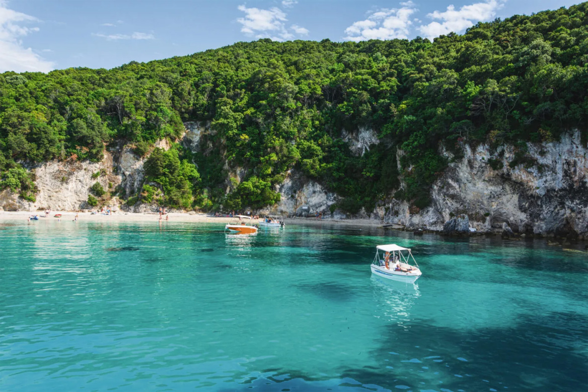 57 παραλίες της Ελλάδας που θυμίζουν επίγειο παράδεισο