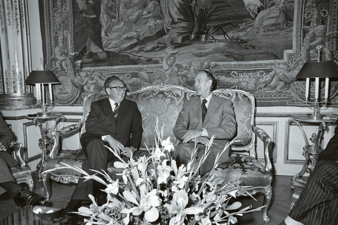 Χένρι Κίσινγκερ: Του έκαναν έκπληξη με τούρτα στο Economic Club της Νέας Υόρκης - Ήρωας ή διαβολικός;, δείτε βίντεο