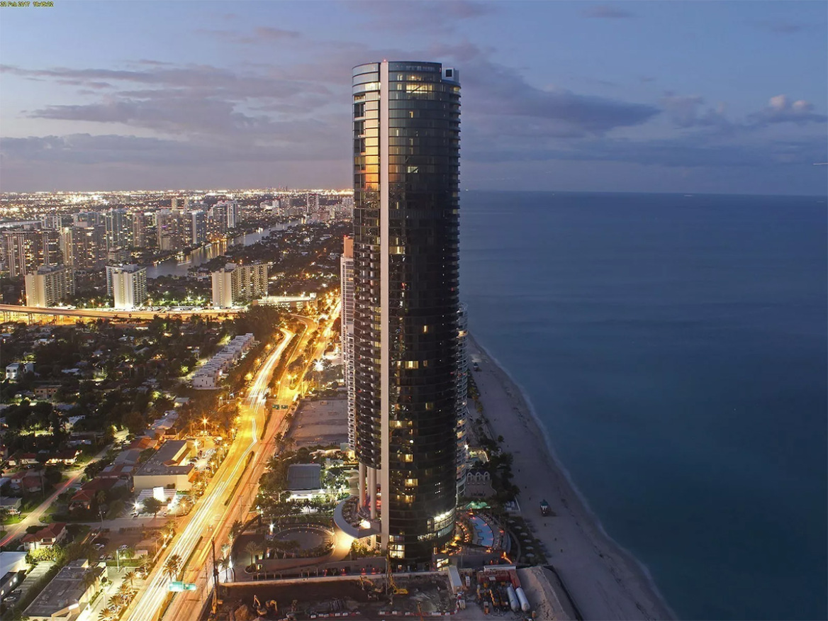 Ρονάλντο vs Μέσι: Από τα γήπεδα στη μάχη της χλιδής - Ποιος έχει μεγαλύτερη περιουσία