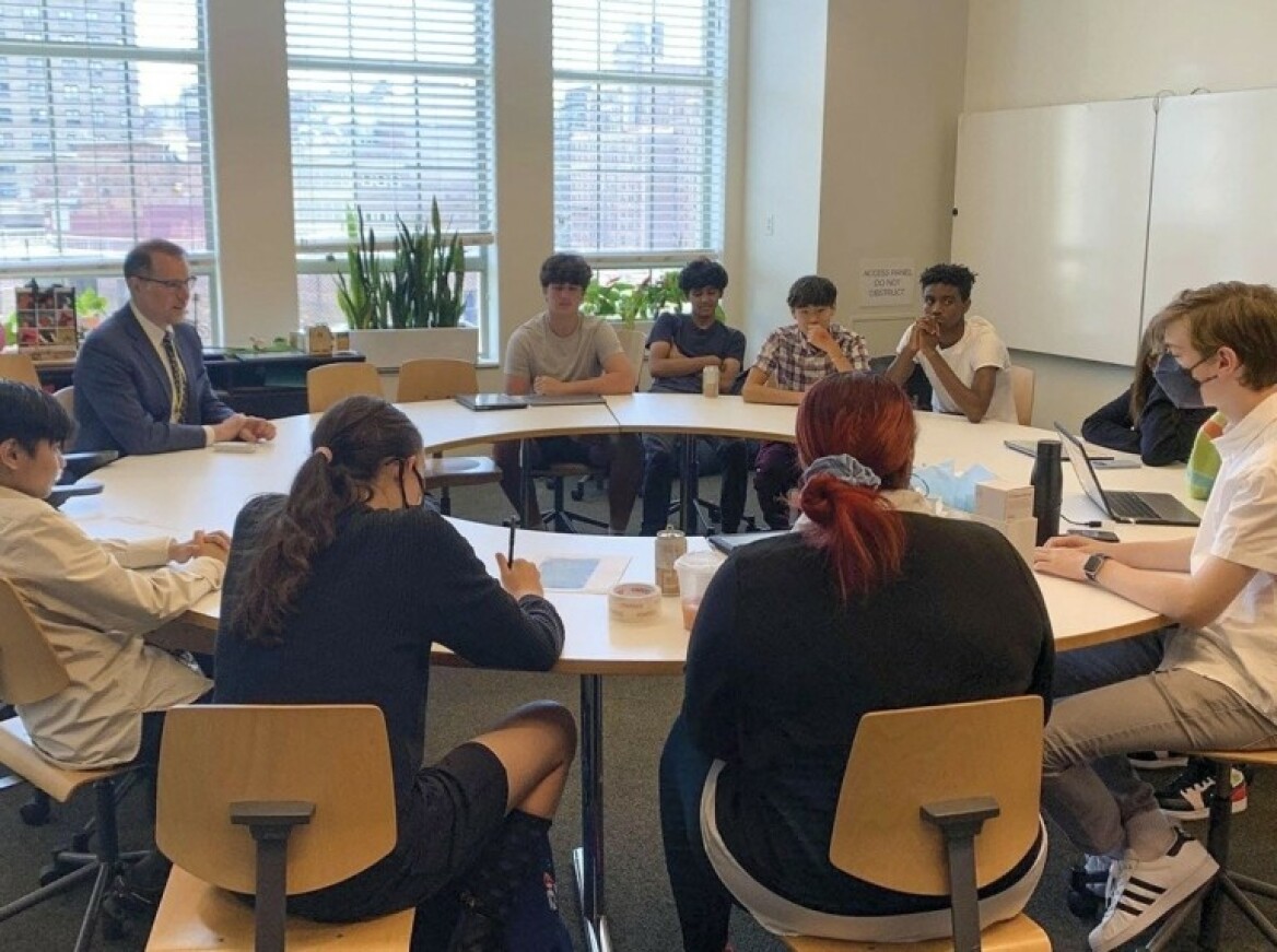 Avenues: Το μεταμοντέρνο σχολείο που υπόσχεται τους leaders του 21ου αιώνα με 60.000 ευρώ δίδακτρα