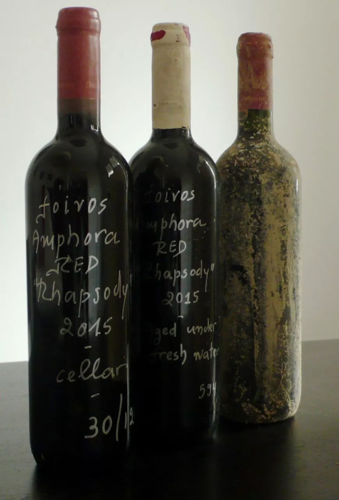 Τι συνέβη όταν 1.250 φιάλες Μαυροδάφνης παλαίωσαν για 3 χρόνια στον βυθό της Κεφαλονιάς