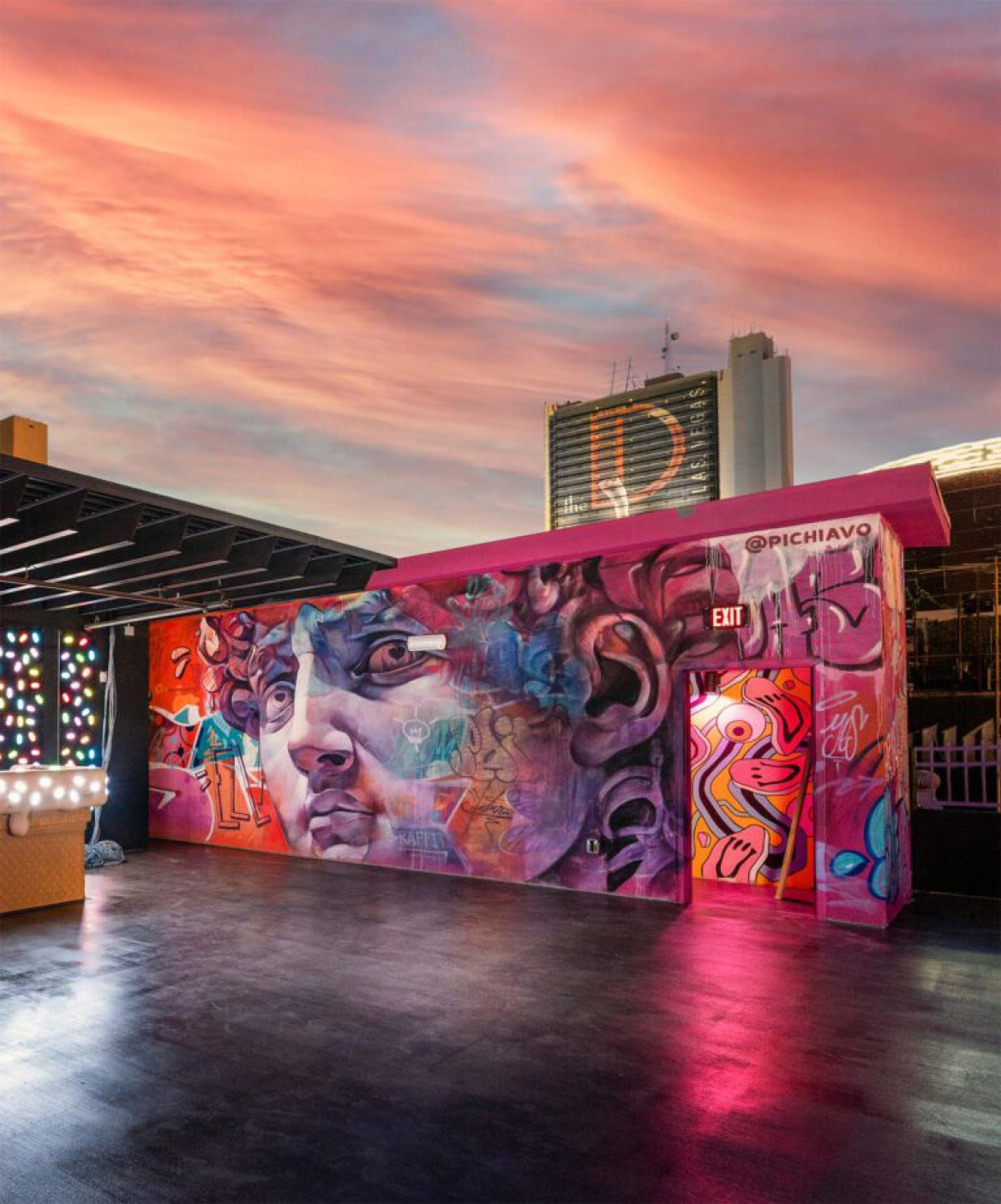 PichiAvo: Oι Ισπανοί καλλιτέχνες που συνδυάζουν το γκράφιτι με την αρχαία ελληνική μυθολογία