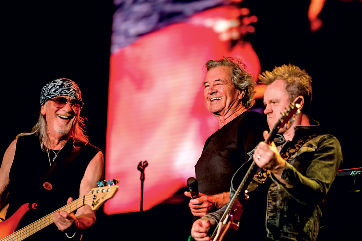 Ίαν Γκίλαν: «Η ζωή είναι υπέροχη με τους Deep Purple κι εγώ τυχερός που τη ζω»