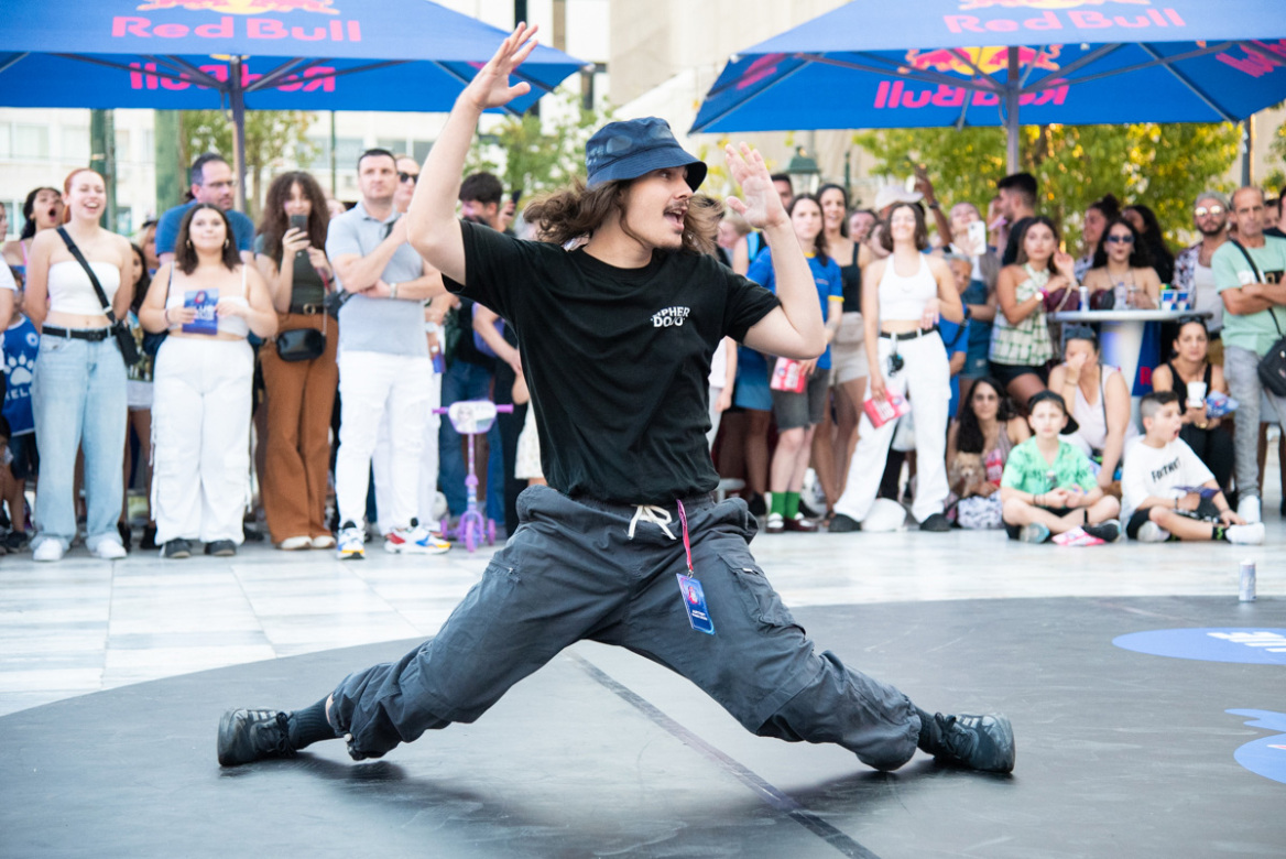 Το Red Bull Dance Your Style ξεσήκωσε τον Πειραιά με τους ρυθμούς του