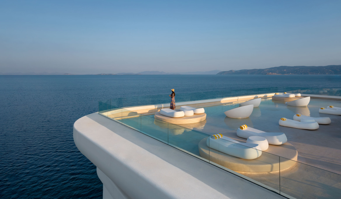 Νησιωτικό σκηνικό σε απόσταση αναπνοής από την Αθήνα