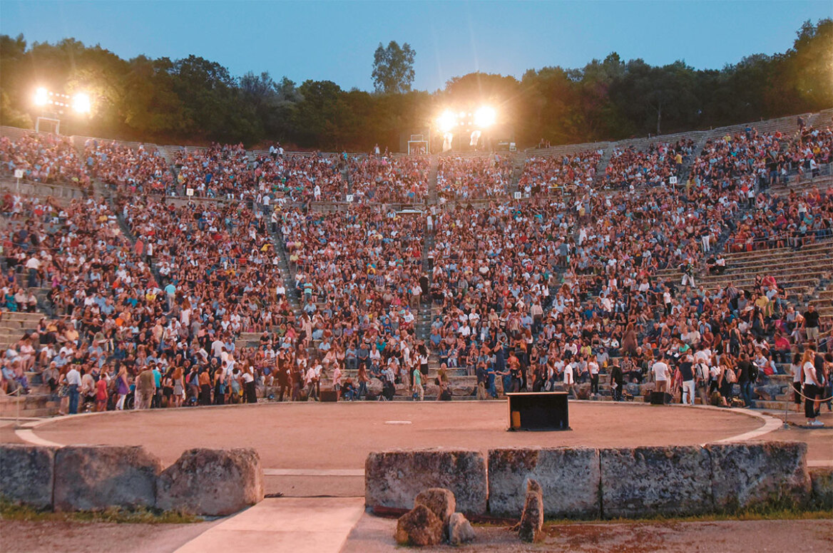 Πόση Κιτσ-οπούλου αντέχει ακόμη η Επίδαυρος; - Παρωδία στο αρχαίο θέατρο