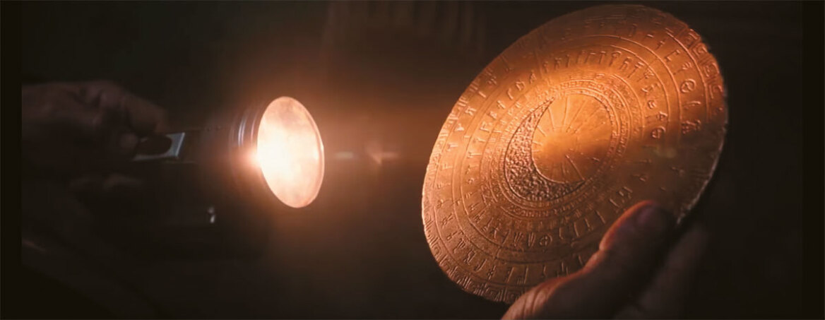 Ο Ιντιάνα Τζόουνς «ξαναφώτισε» τον Δίσκο της Φαιστού και χιλιάδες τουρίστες κάνουν ουρές στο Μουσείο Ηρακλείου