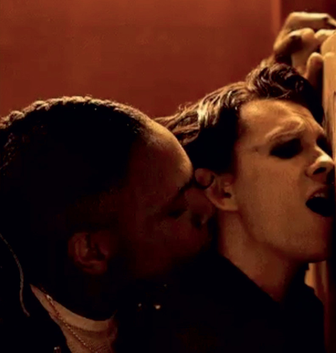 Τομ Χόλαντ: H ομοφυλοφιλική ερωτική σκηνή «Spider Man» που απογοήτευσε τους φαν της Marvel