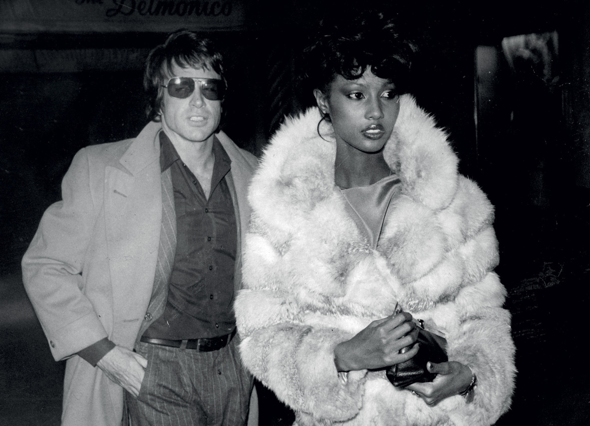 Ιμάν: Από τις πασαρέλες στον ακτιβισμό - Η συναρπαστική ζωή της 68χρονης Σομαλής καλλονής