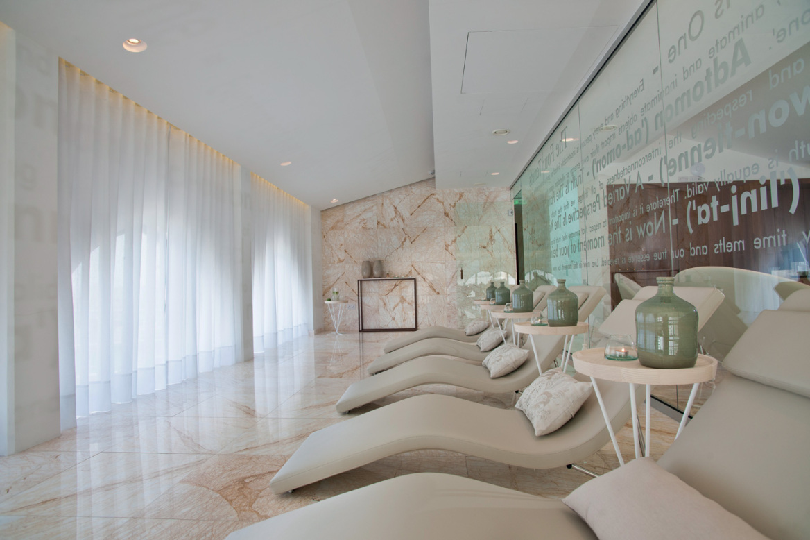 Τζορτζ Ταβέλης, a spa-cial man 