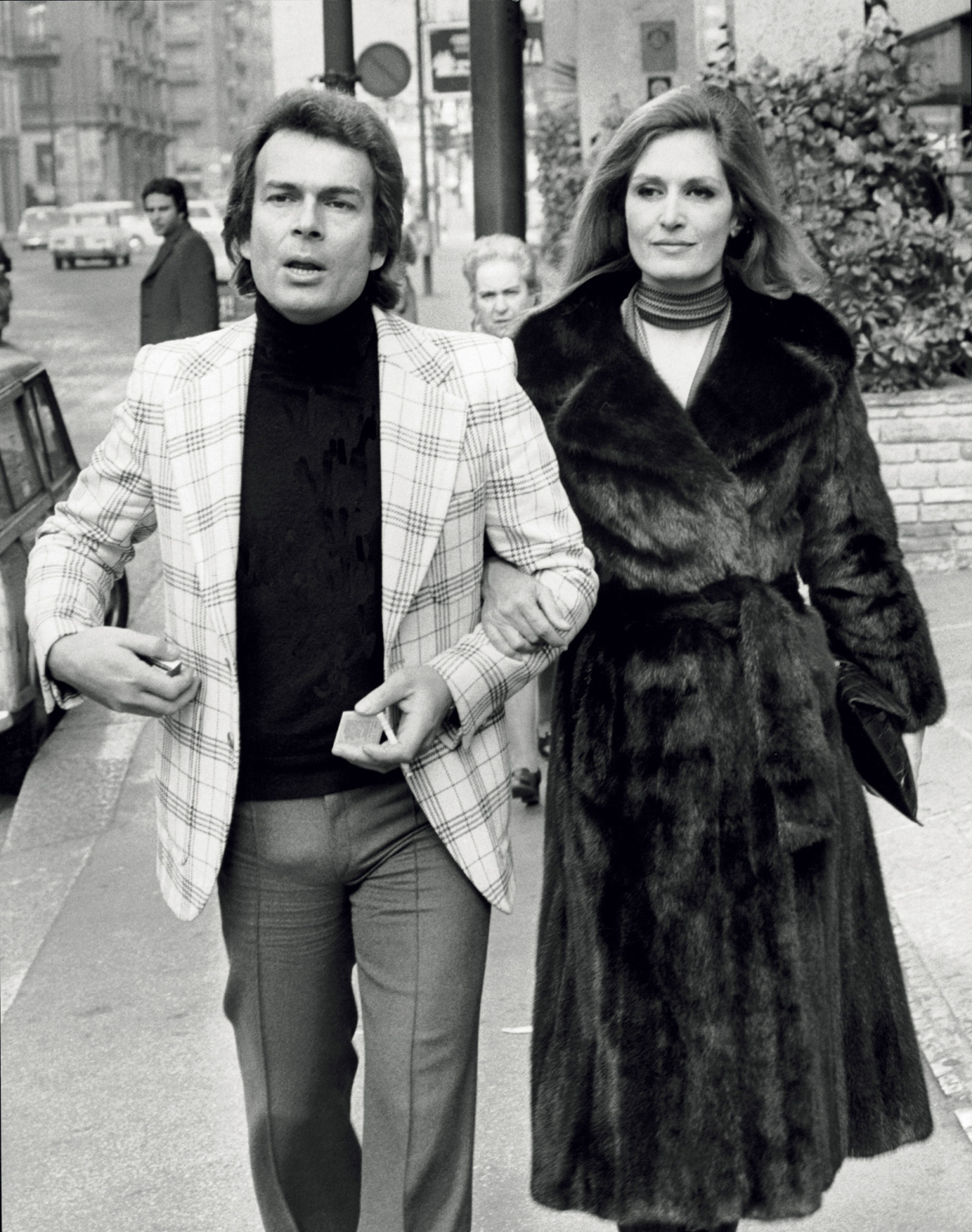 Dalida: Η λαμπερή ζωή και οι φονικοί της έρωτες