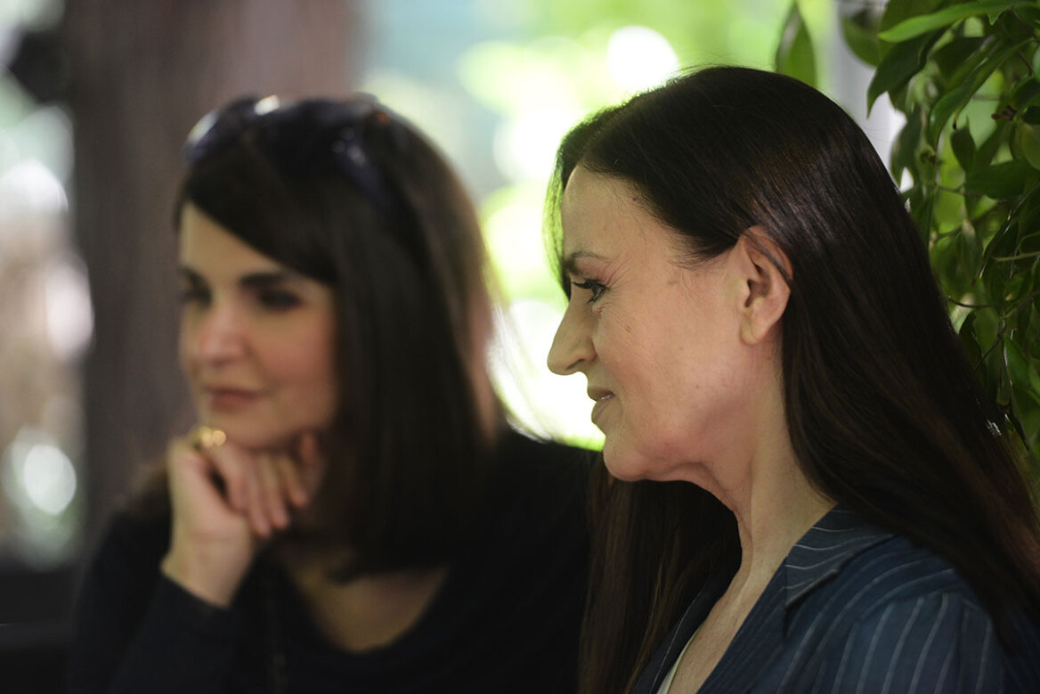 Η Καραμπέτη στον Δανίκα: «Οι μητέρες να μη μεγαλώνουν τα αγόρια τους διαφορετικά από τις κόρες»