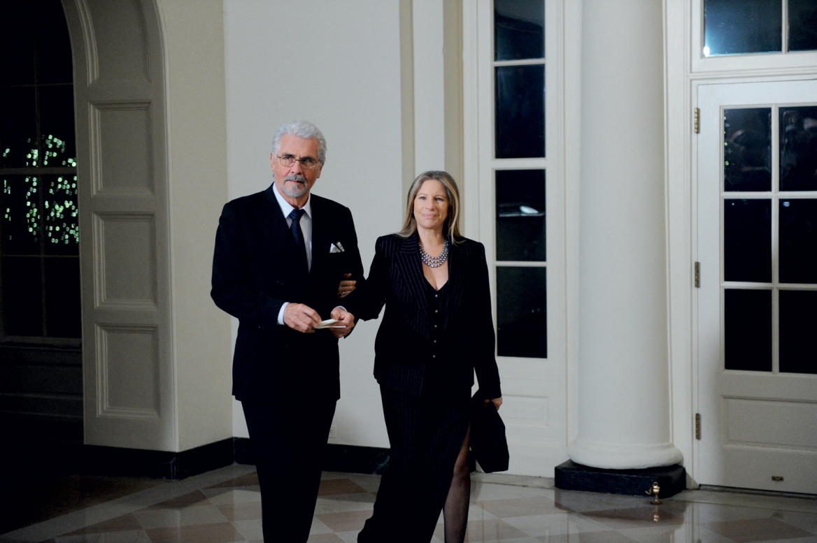 Μπάρμπρα Στρέιζαντ: Η αυτοβιογραφία της φωτίζει μερικές από τις πιο σημαντικές στιγμές ενός ανυπέρβλητου ειδώλου