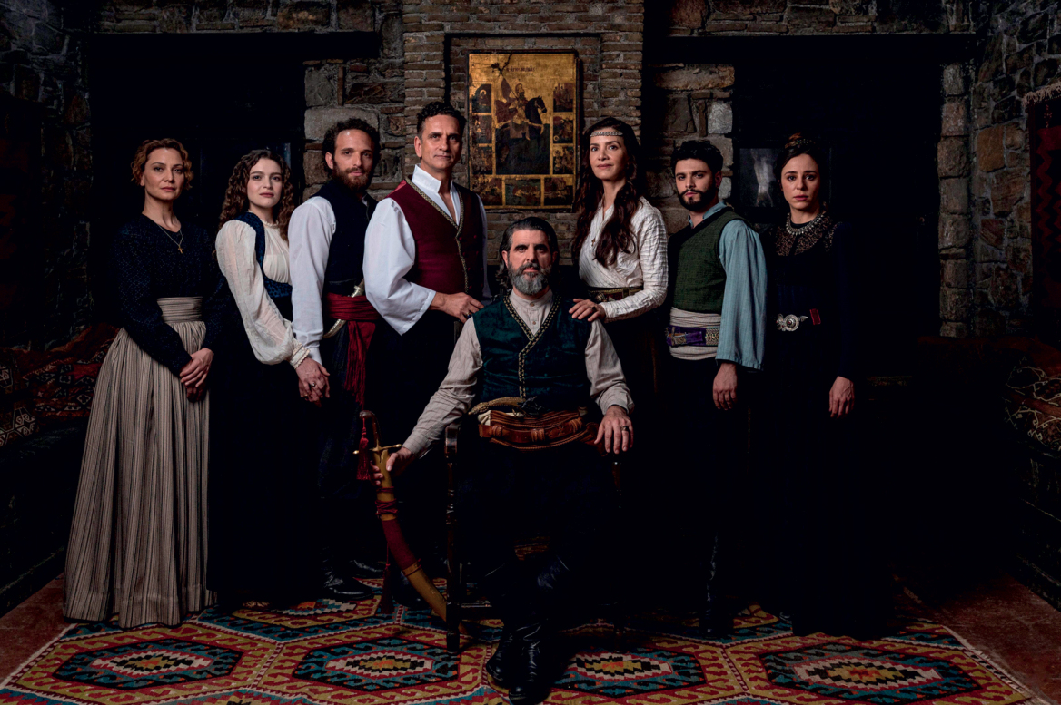 Δημήτρης Κατσίκης και Τριάδα Παπαδάκη: Οι μάγοι της «Μάγισσας»