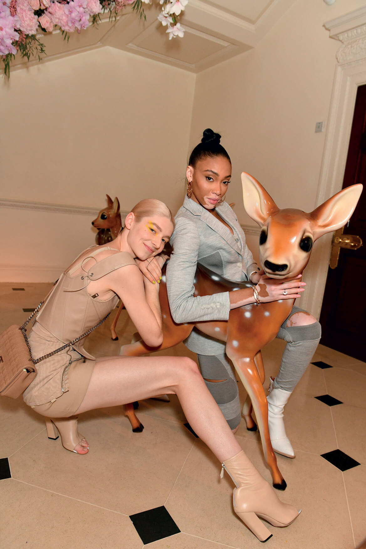 Ποια είναι η μυστική μούσα του Λάνθιμου, Χάντερ Σέιφερ