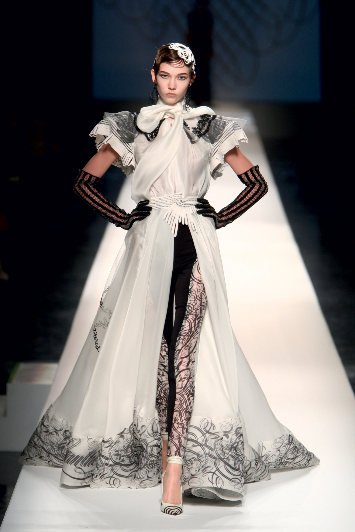 Κάρλι Κλος: Το «Αγγελάκι» που έγινε εκδότρια