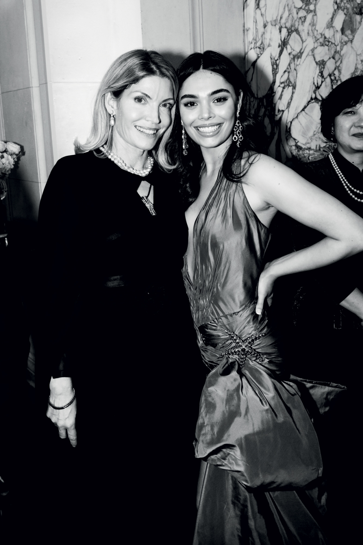 Άνια Εμπειρίκου: Η νεότερη απόγονος της οικογένειας δηλώνει υπερήφανη για την ελληνική καταγωγή της