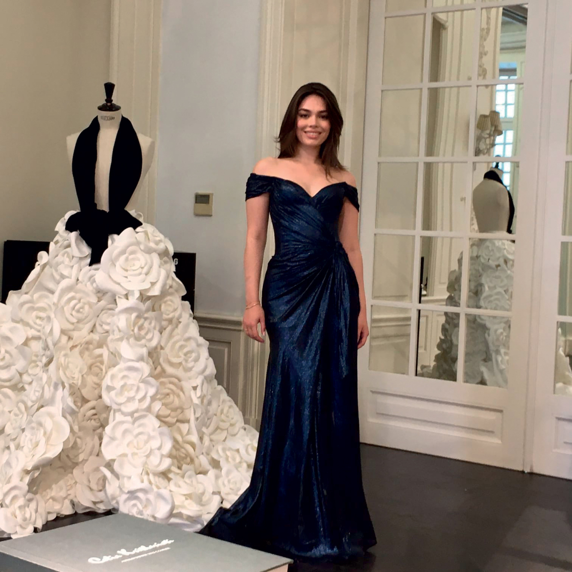 Άνια Εμπειρίκου: Η νεότερη απόγονος της οικογένειας δηλώνει υπερήφανη για την ελληνική καταγωγή της