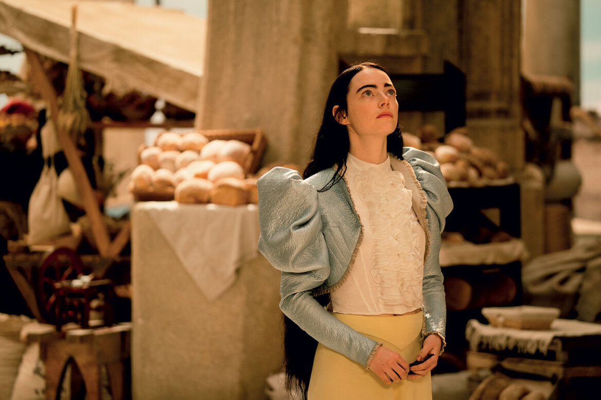 Poor Things: Το styling του sex που άνοιξε την πόρτα της Χρυσής Σφαίρας στην Έμα Στόουν