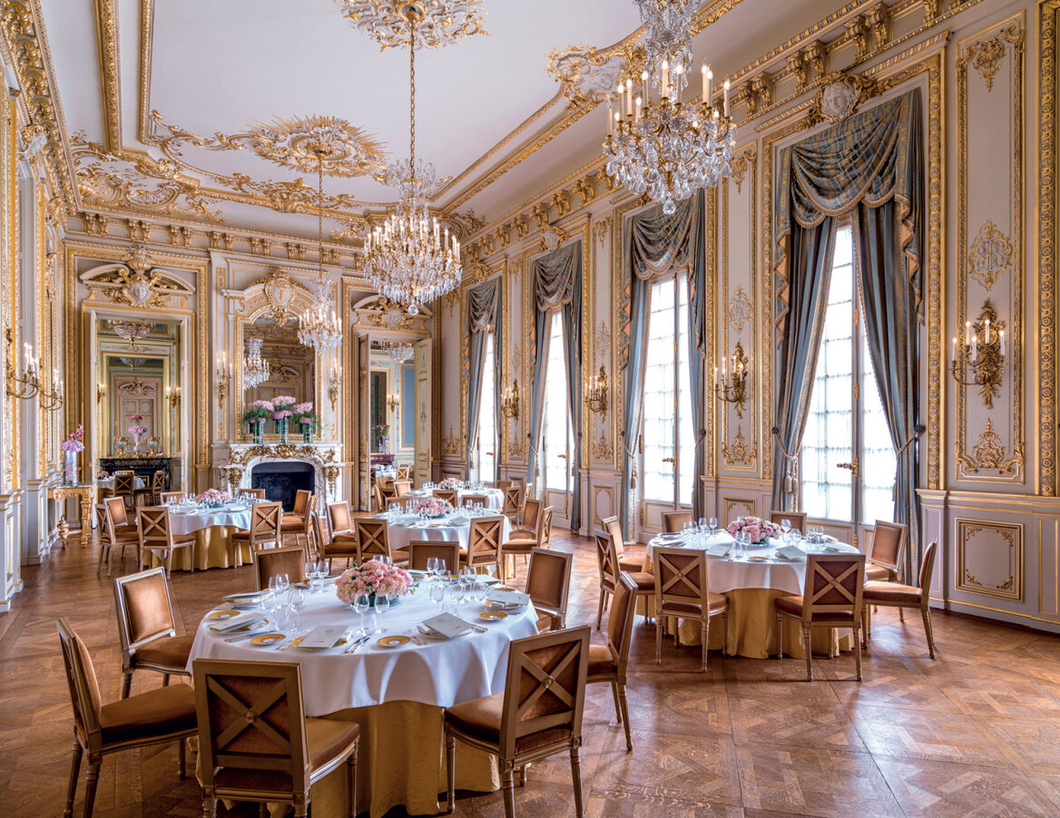 Shangri-La: Ένα αληθινό παλάτι στο Παρίσι 