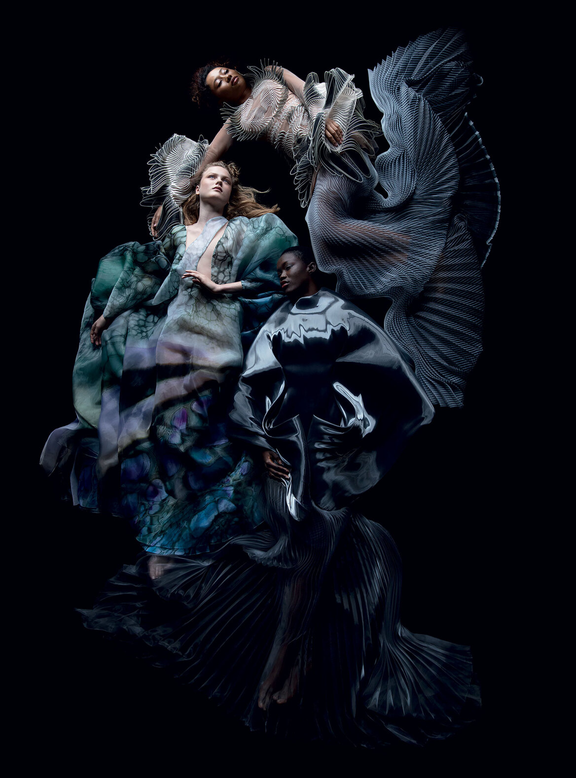 Iris van Herpen: Η επιστήμη της υψηλής ραπτικής