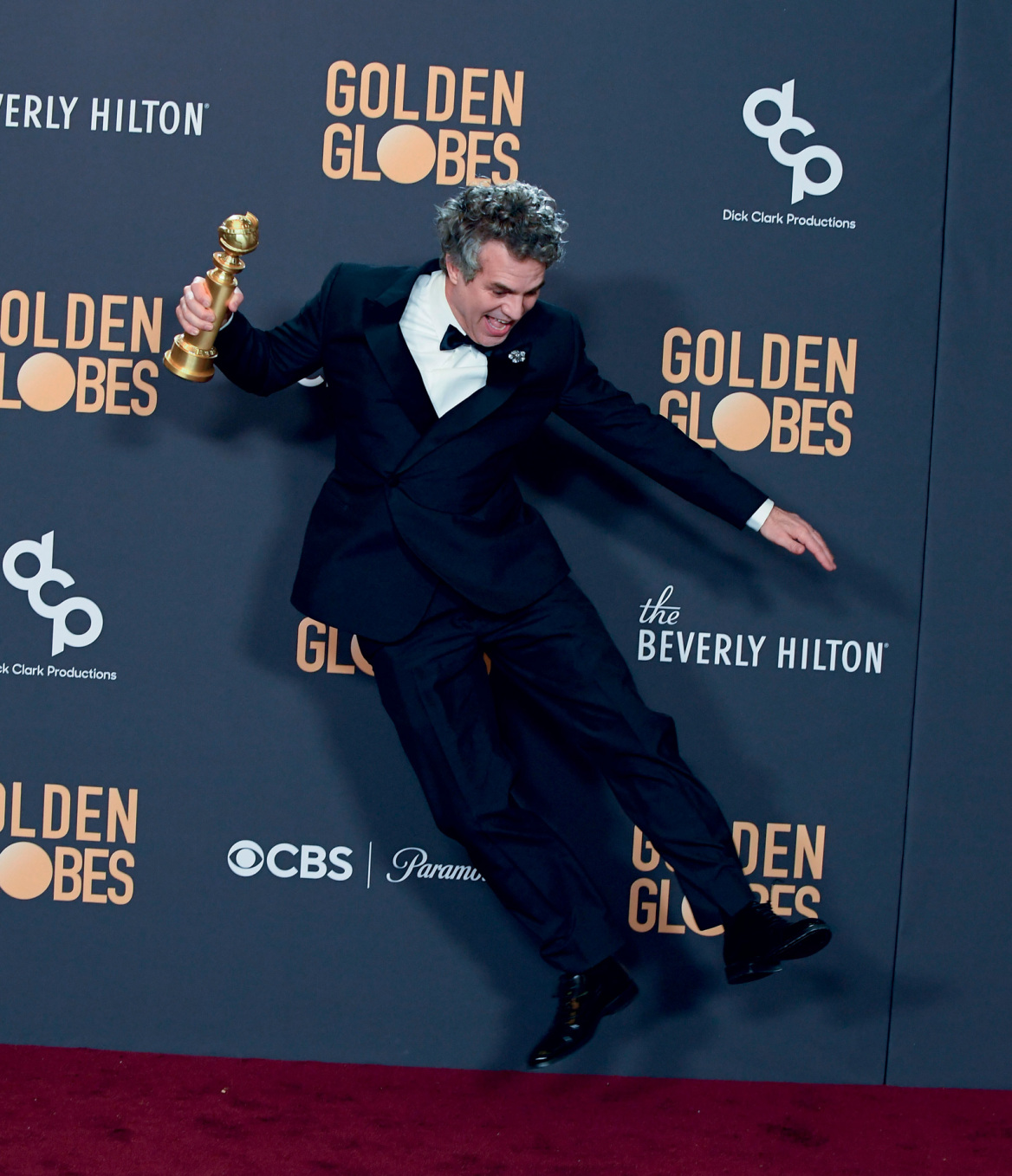 Χρυσές Σφαίρες και όσα δεν έδειξαν οι κάμερες: Gossip, σούσι και ειδύλλια