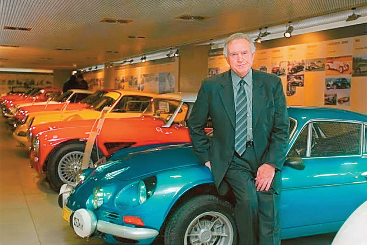 Πώς έπεσαν έξω οι βασιλιάδες του αυτοκινήτου - Έλαμψαν για δεκαετίες αλλά έσβησαν με την οικονομική κρίση