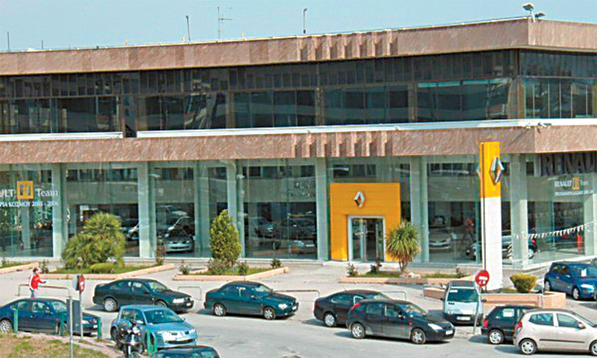 Πώς έπεσαν έξω οι βασιλιάδες του αυτοκινήτου - Έλαμψαν για δεκαετίες αλλά έσβησαν με την οικονομική κρίση