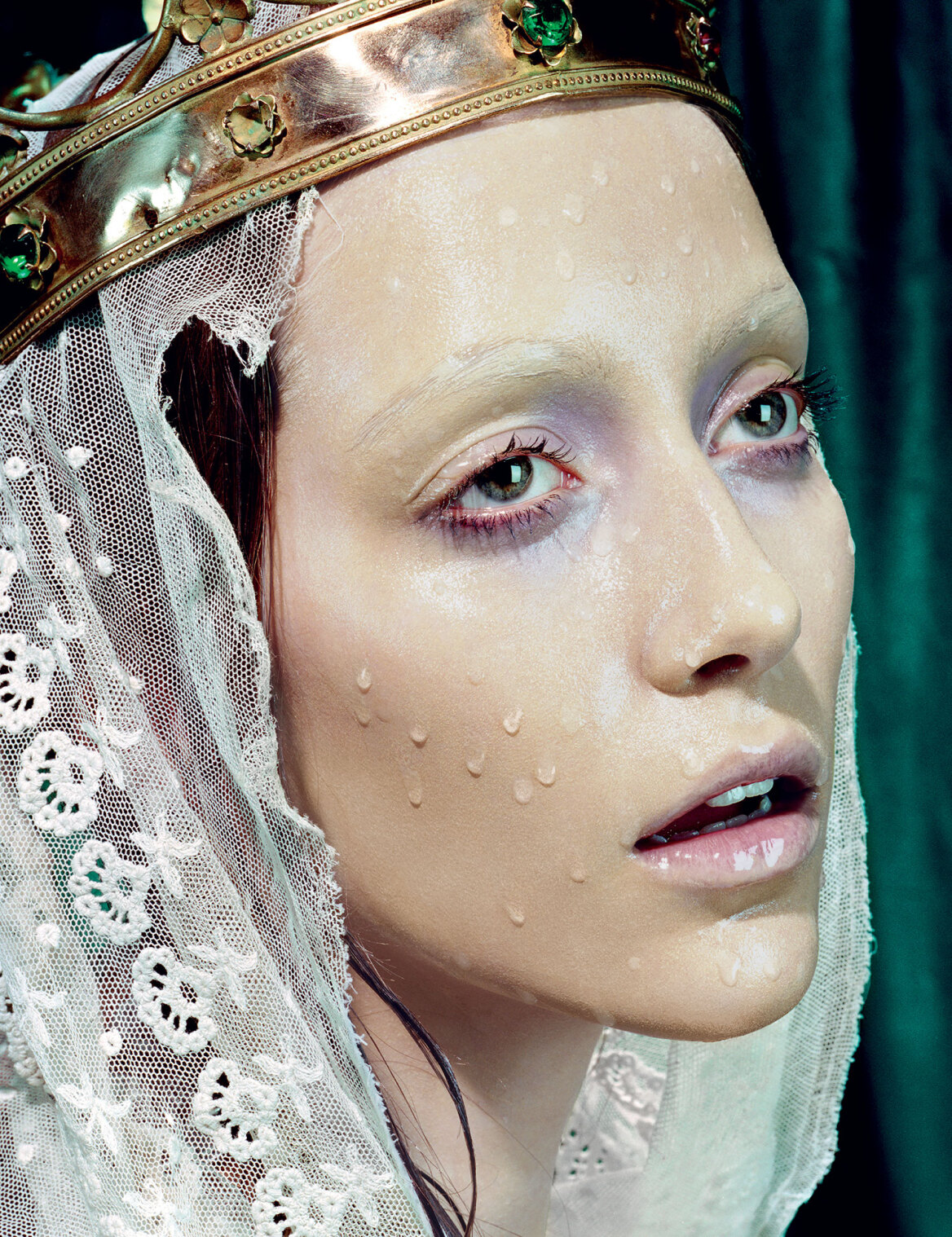 Miles Aldridge: Οι γυναίκες με τα χίλια πρόσωπα 