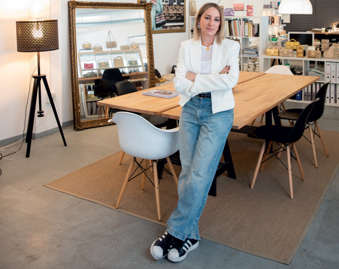 Kooreloo: Οι ελληνικές τσάντες στη βιτρίνα του Saks