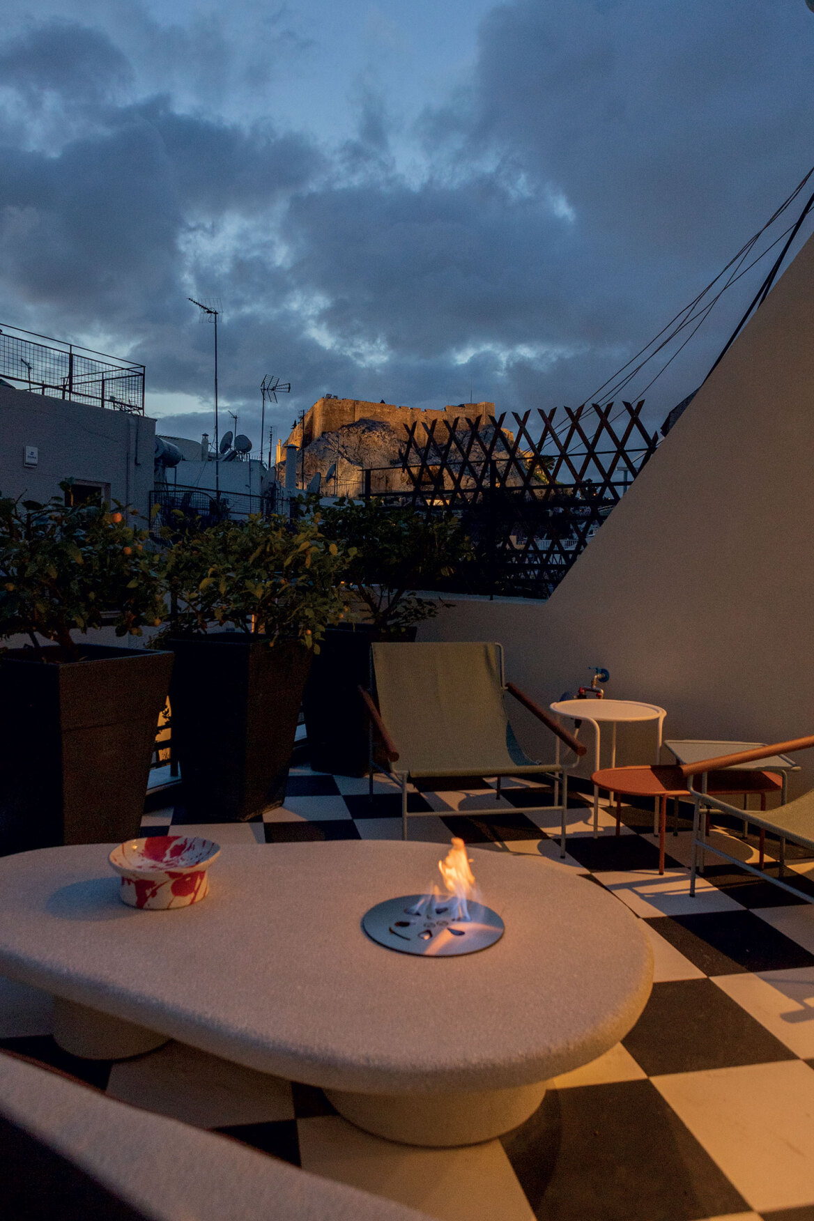 Πώς μια μονοκατοικία στο ιστορικό κέντρο της Αθήνας σώθηκε από την εγκατάλειψη