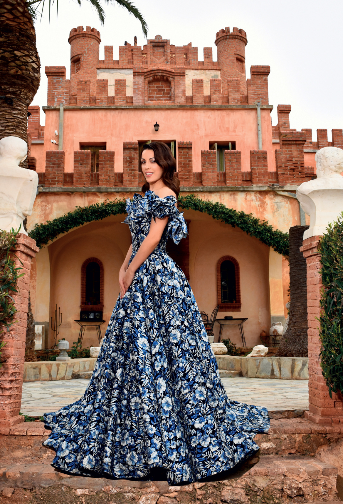 Aννα Μενενάκου: Η τέχνη των σχέσεων 