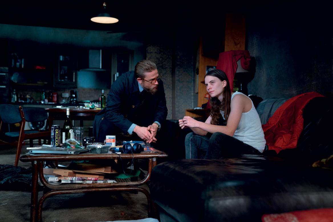 Έλιοτ Σάμνερ: Το ταλαντούχο άφυλο παιδί του Στινγκ γεννήθηκε κορίτσι, ντύνεται σαν άντρας, προσδιορίζεται ως ουδέτερο