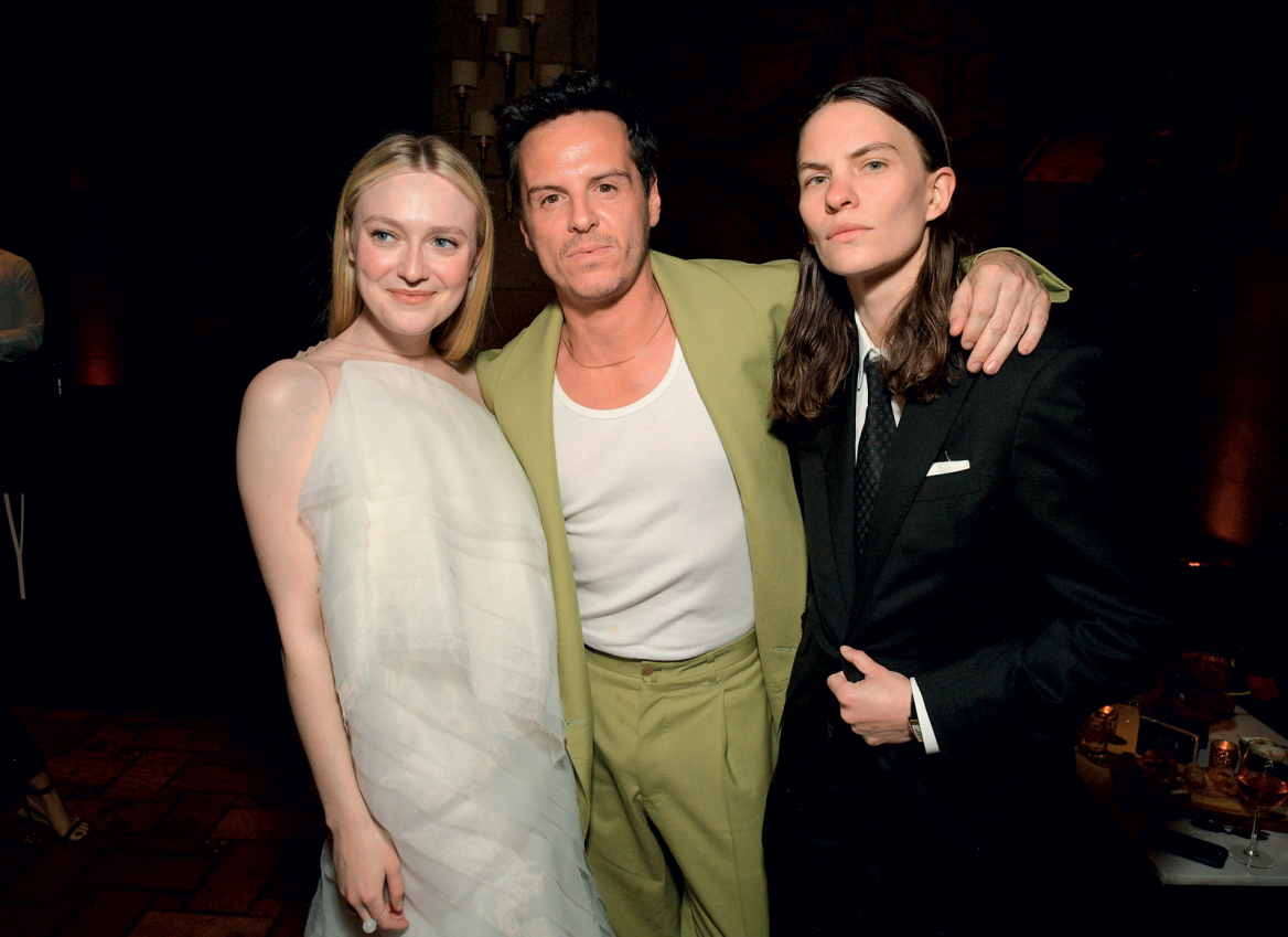 Έλιοτ Σάμνερ: Το ταλαντούχο άφυλο παιδί του Στινγκ γεννήθηκε κορίτσι, ντύνεται σαν άντρας, προσδιορίζεται ως ουδέτερο