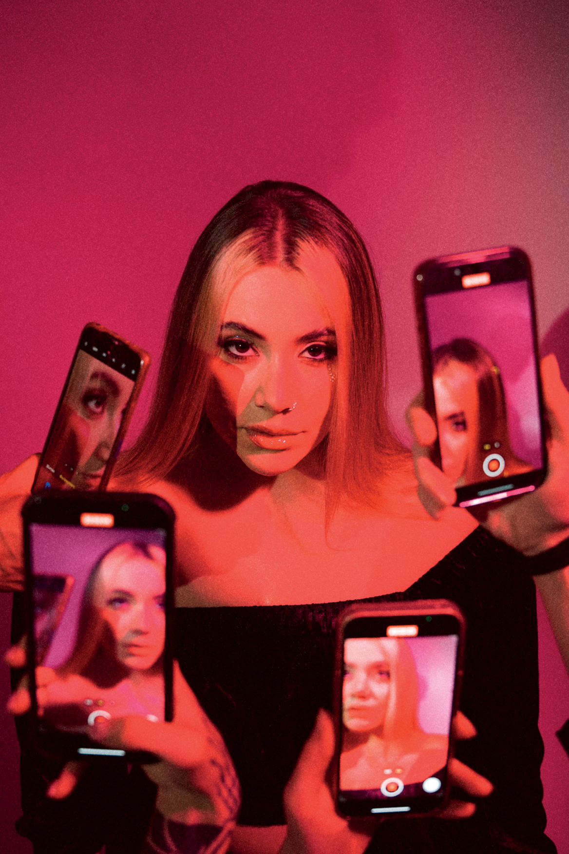 Hannah: Η επιτυχία του τραγουδιού «Ultraviolent», η Eurovision και η... Μαίρη Πόπινς