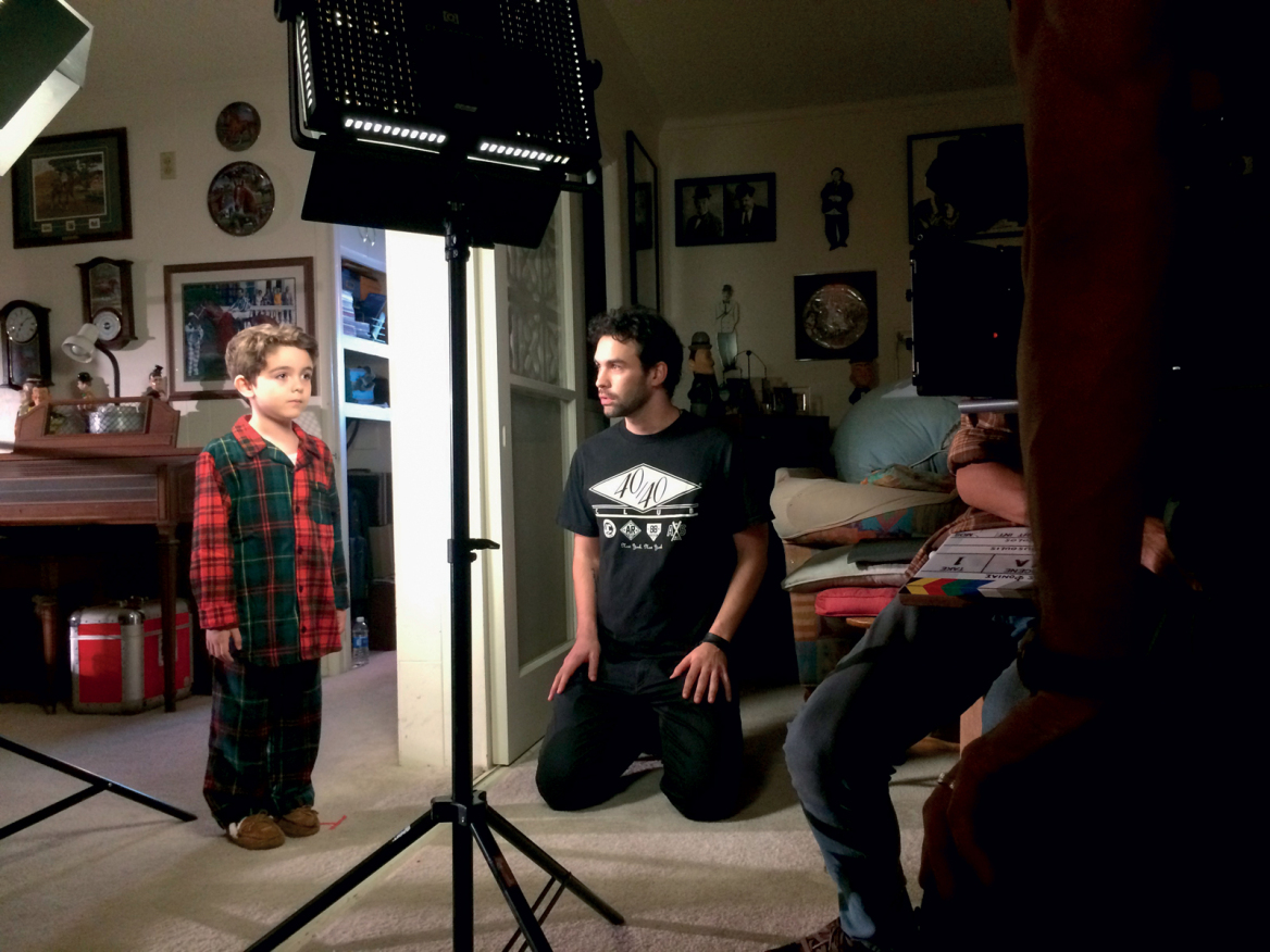 Κωνσταντίνος Μουσούλης: Ο γιος της Αγγελικής Νικολούλη συστήνεται μέσα από ένα νουάρ μυθιστόρημα επιστημονικής φαντασίας