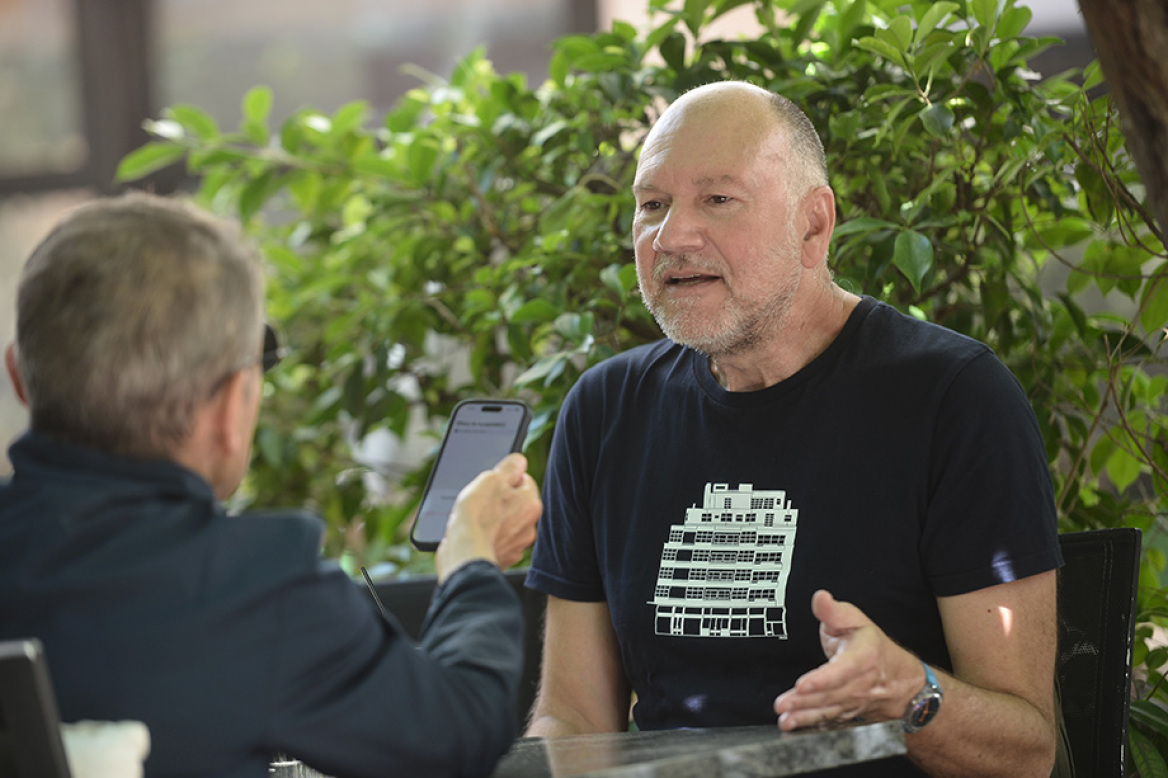 Στάθης Καλύβας στον Δανίκα: Επιμένω ότι ο Κασσελάκης θα αυτοαναφλεγεί, αν όχι, θα καταστραφούμε