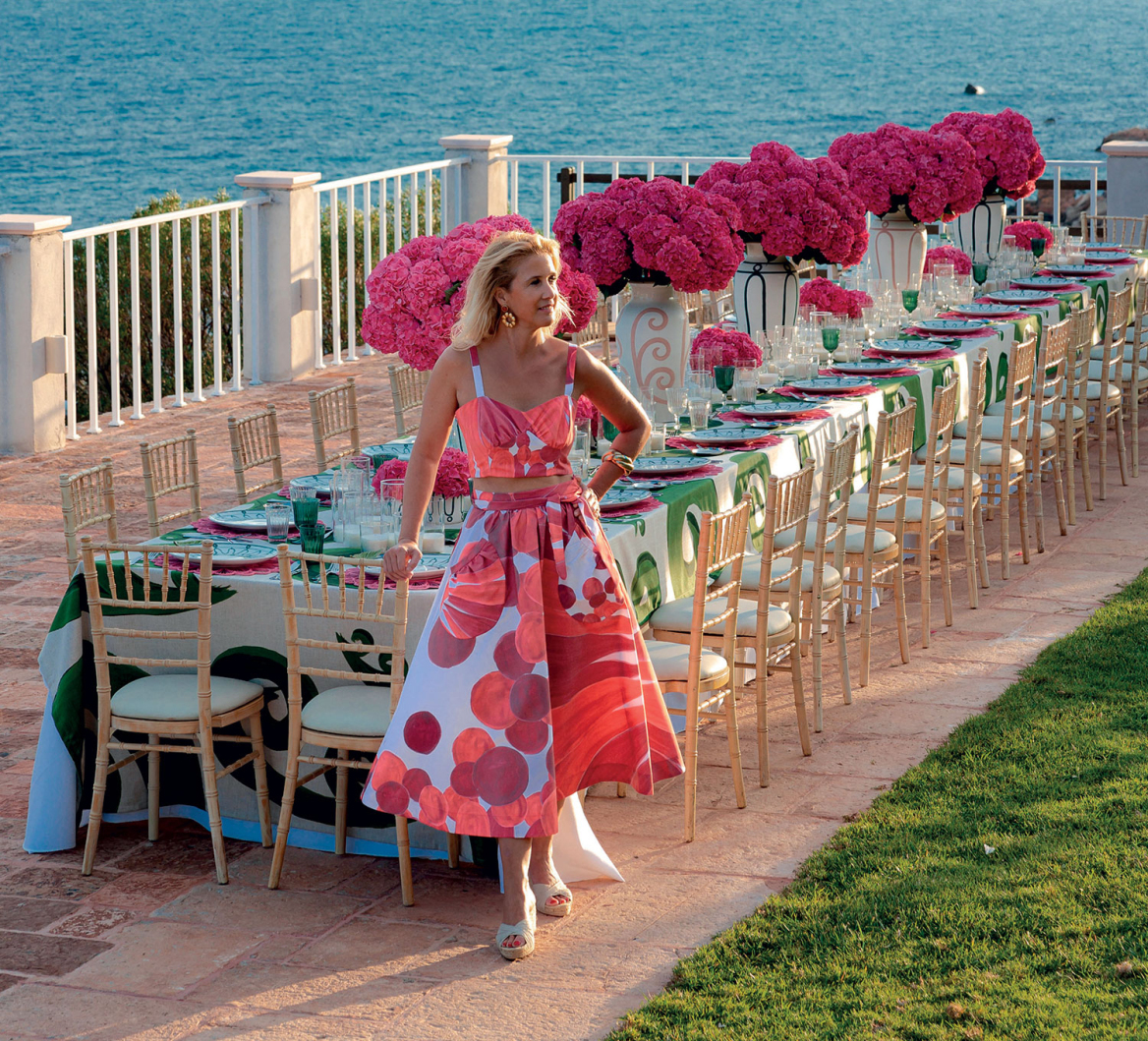 Θέμις Ζουγανέλη: Το κάλεσμα με τους 34 VIPs στο Καβούρι