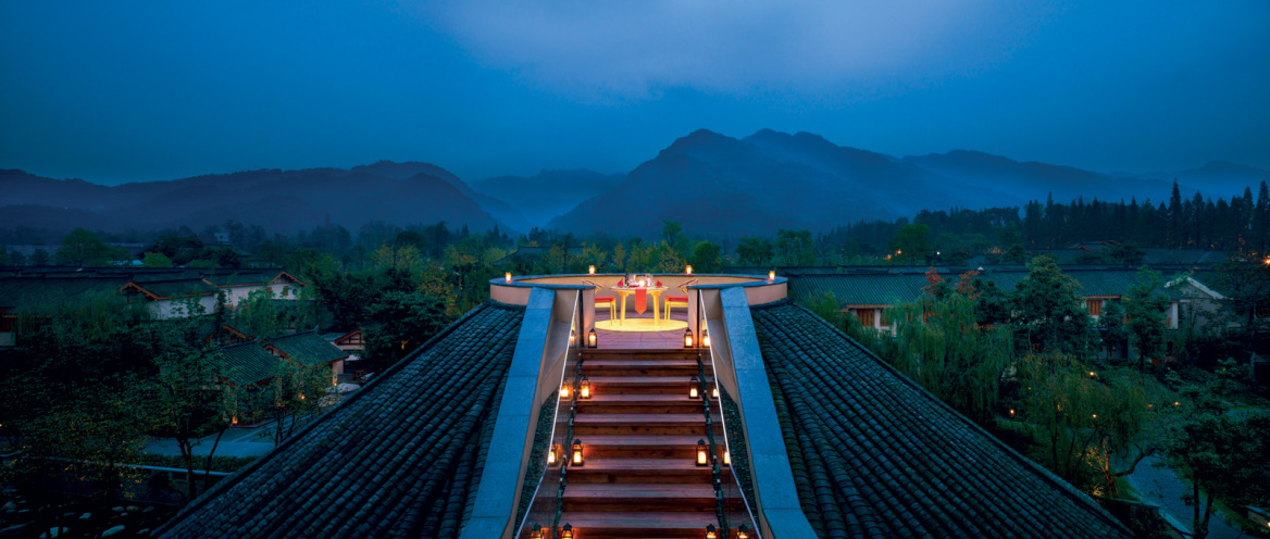 Ο Νίκος Κουρεμένος είναι ο γκουρού του wellness