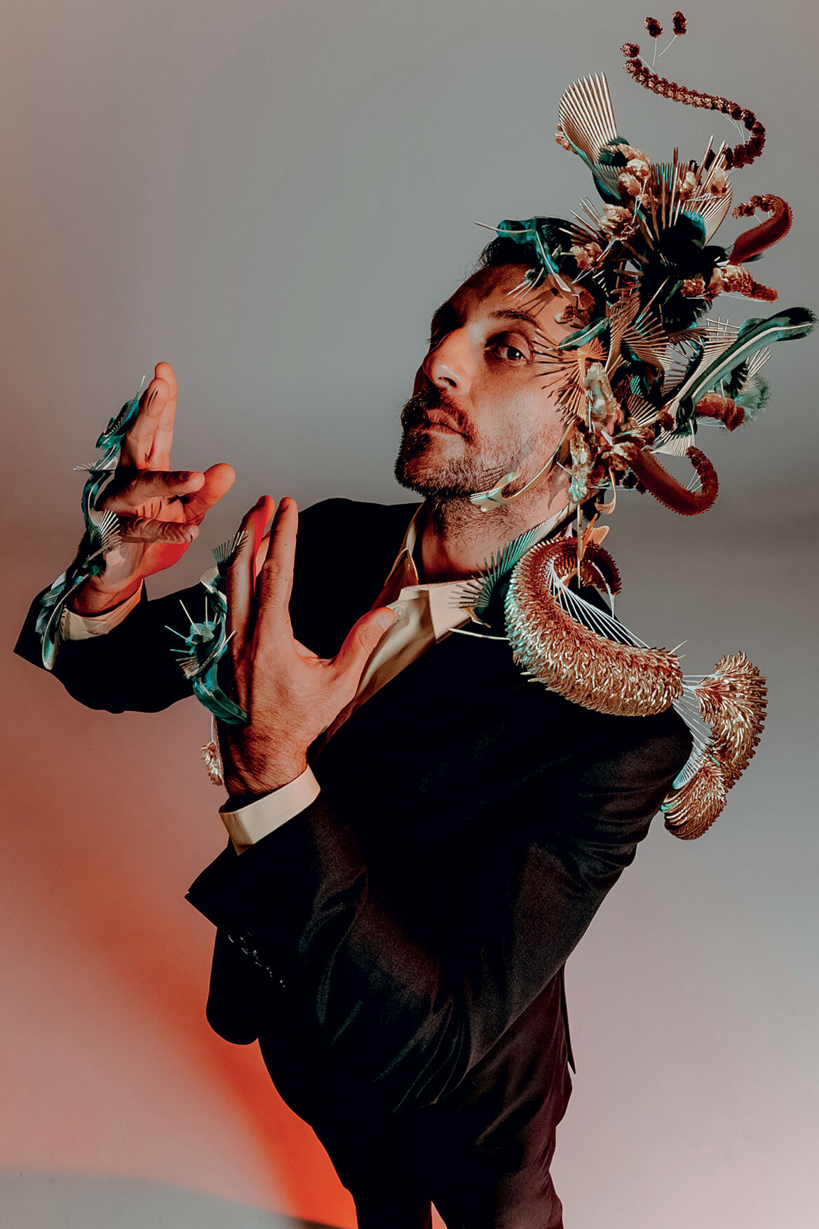 Γιώργος Χρυσοστόμου: Το θέατρο, η μεγαλύτερη τρέλα που έχει κάνει και ο χρόνος που περνάει