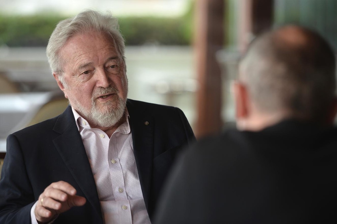 Νίκος Γκατζογιάννης: 40 χρόνια μετά την «Ελένη» κι ακόμα περιμένουμε μία συγγνώμη για τον Εμφύλιο