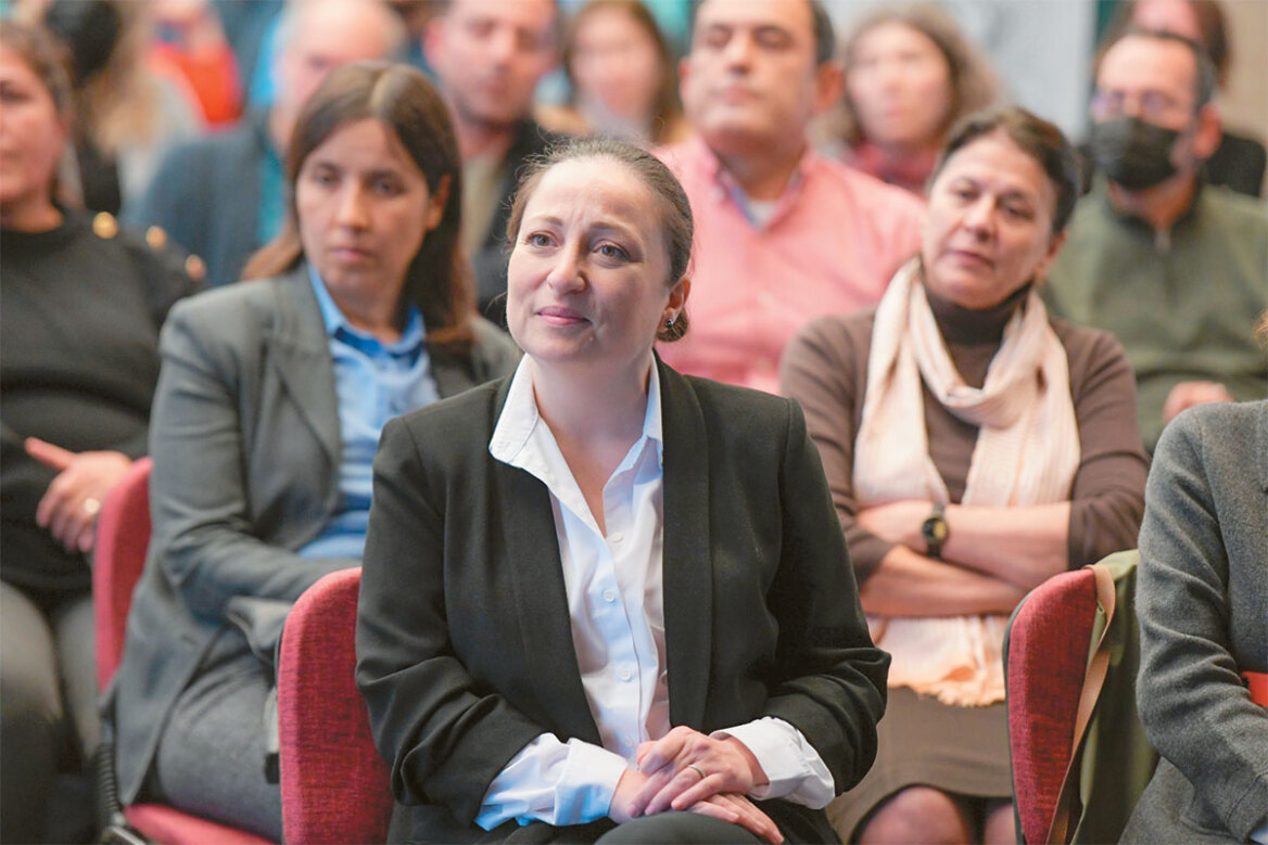 Ζεϊνέπ Μποζ στον Δανίκα: «Πήρα προσωπικά την επιστροφή των Γλυπτών του Παρθενώνα»